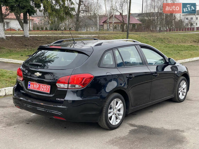 Черный Шевроле Круз, объемом двигателя 1.4 л и пробегом 230 тыс. км за 6550 $, фото 20 на Automoto.ua