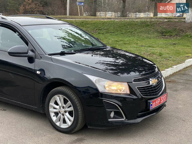 Черный Шевроле Круз, объемом двигателя 1.4 л и пробегом 230 тыс. км за 6550 $, фото 22 на Automoto.ua