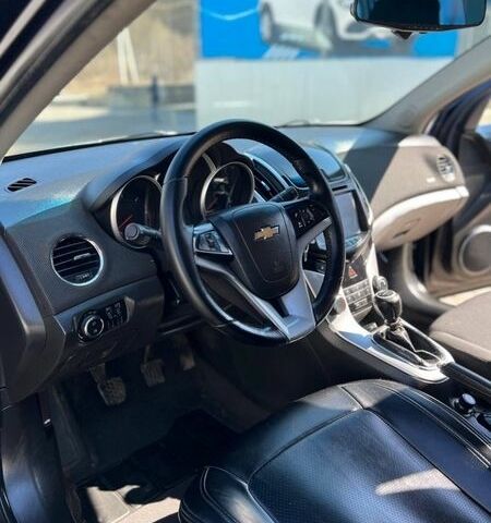 Черный Шевроле Круз, объемом двигателя 1.69 л и пробегом 160 тыс. км за 6600 $, фото 7 на Automoto.ua