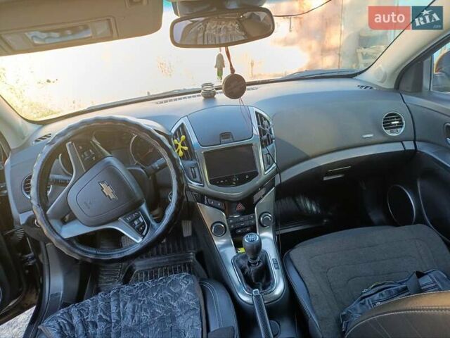 Черный Шевроле Круз, объемом двигателя 1.69 л и пробегом 304 тыс. км за 7000 $, фото 15 на Automoto.ua