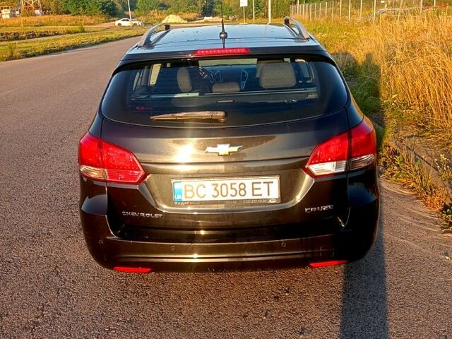 Черный Шевроле Круз, объемом двигателя 1.6 л и пробегом 118 тыс. км за 9500 $, фото 4 на Automoto.ua