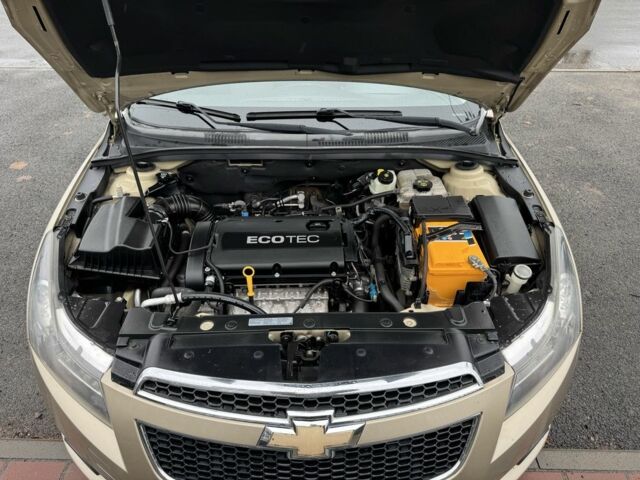 Коричневый Шевроле Круз, объемом двигателя 1.6 л и пробегом 165 тыс. км за 5200 $, фото 13 на Automoto.ua