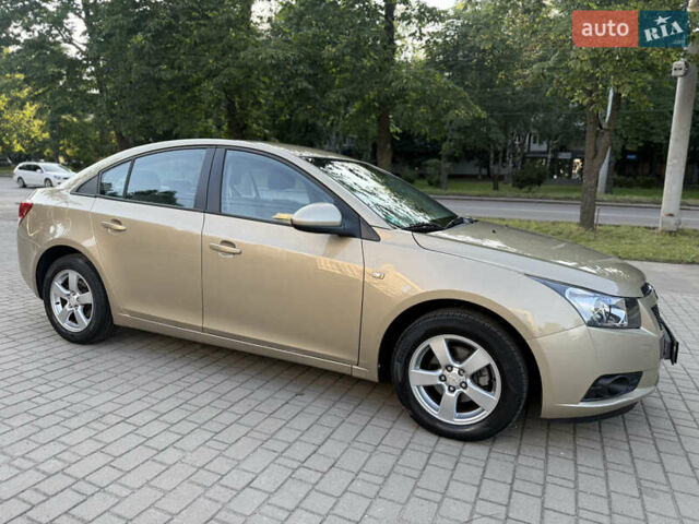 Коричневий Шевроле Круз, об'ємом двигуна 1.6 л та пробігом 191 тис. км за 5599 $, фото 3 на Automoto.ua