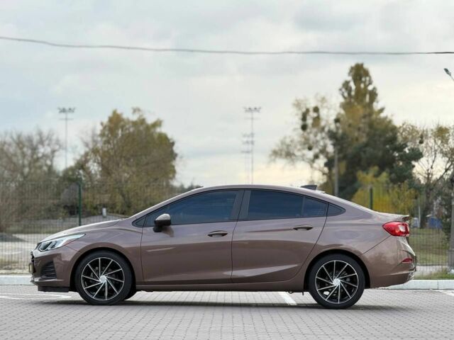 Коричневий Шевроле Круз, об'ємом двигуна 1.4 л та пробігом 104 тис. км за 8500 $, фото 3 на Automoto.ua