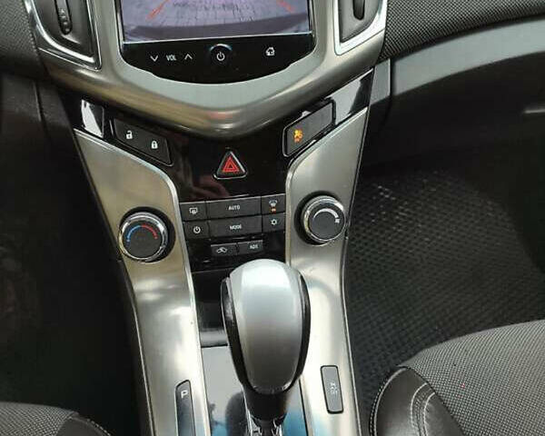 Коричневый Шевроле Круз, объемом двигателя 2 л и пробегом 247 тыс. км за 7350 $, фото 13 на Automoto.ua