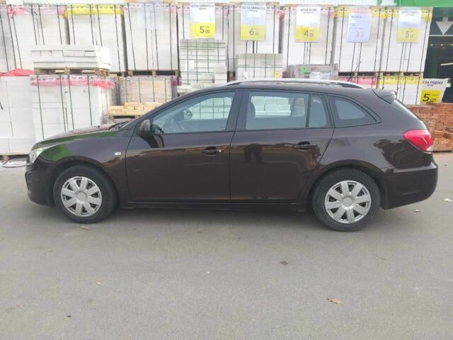 Коричневый Шевроле Круз, объемом двигателя 0 л и пробегом 540 тыс. км за 3000 $, фото 2 на Automoto.ua