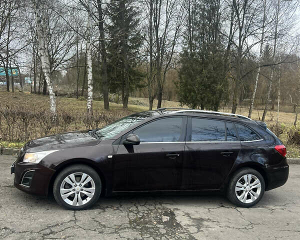 Коричневый Шевроле Круз, объемом двигателя 2 л и пробегом 247 тыс. км за 7350 $, фото 4 на Automoto.ua