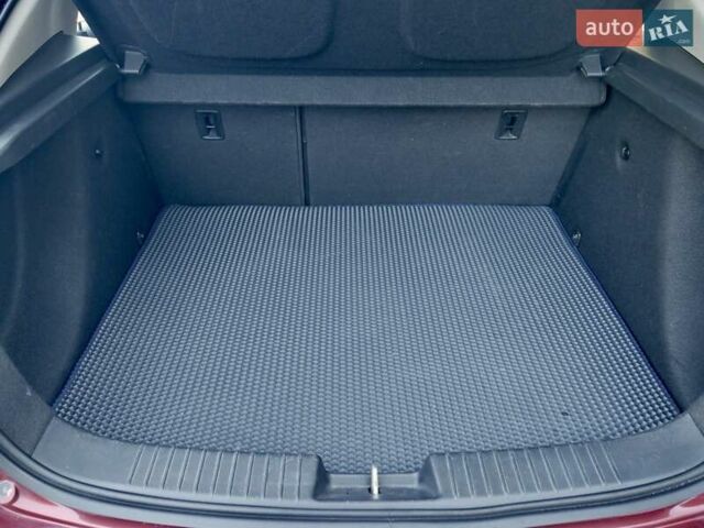 Красный Шевроле Круз, объемом двигателя 1.8 л и пробегом 65 тыс. км за 8500 $, фото 6 на Automoto.ua