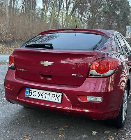 Красный Шевроле Круз, объемом двигателя 1.8 л и пробегом 135 тыс. км за 7300 $, фото 4 на Automoto.ua