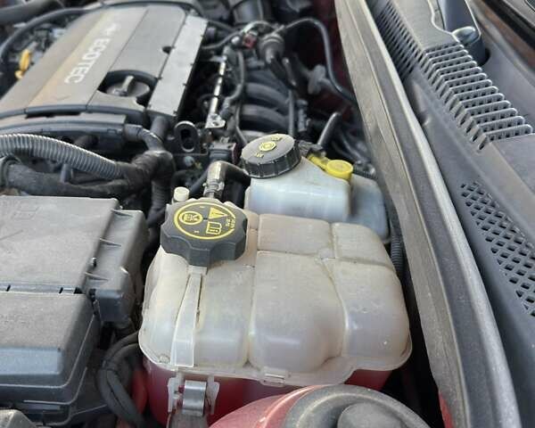Красный Шевроле Круз, объемом двигателя 1.8 л и пробегом 65 тыс. км за 8500 $, фото 12 на Automoto.ua