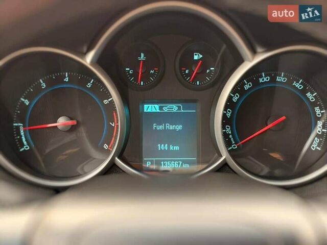 Червоний Шевроле Круз, об'ємом двигуна 1.8 л та пробігом 135 тис. км за 7550 $, фото 20 на Automoto.ua