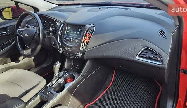 Червоний Шевроле Круз, об'ємом двигуна 1.4 л та пробігом 156 тис. км за 9000 $, фото 16 на Automoto.ua