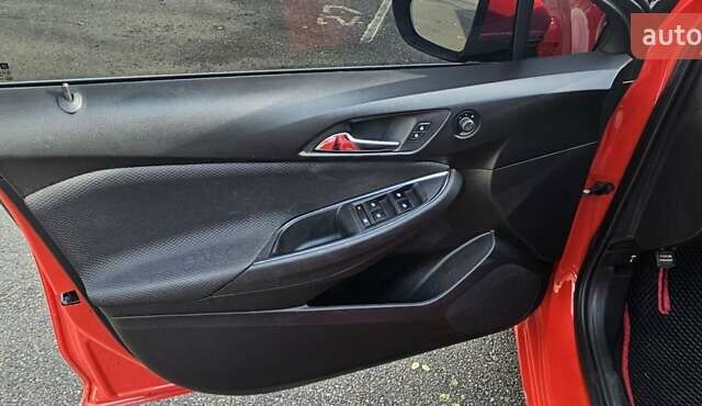 Червоний Шевроле Круз, об'ємом двигуна 1.4 л та пробігом 156 тис. км за 9000 $, фото 13 на Automoto.ua