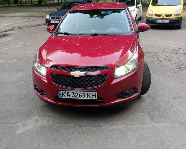 Красный Шевроле Круз, объемом двигателя 1.6 л и пробегом 221 тыс. км за 6300 $, фото 11 на Automoto.ua