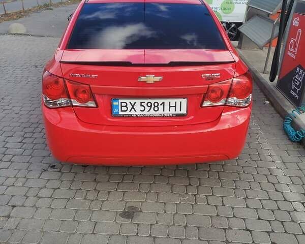 Червоний Шевроле Круз, об'ємом двигуна 1.6 л та пробігом 240 тис. км за 6300 $, фото 10 на Automoto.ua