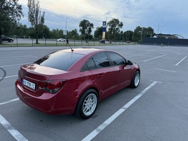 Красный Шевроле Круз, объемом двигателя 1.6 л и пробегом 158 тыс. км за 6000 $, фото 4 на Automoto.ua