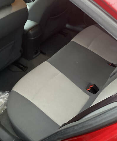 Червоний Шевроле Круз, об'ємом двигуна 1.6 л та пробігом 260 тис. км за 5800 $, фото 4 на Automoto.ua