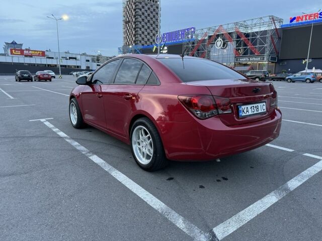 Красный Шевроле Круз, объемом двигателя 1.6 л и пробегом 158 тыс. км за 6000 $, фото 5 на Automoto.ua