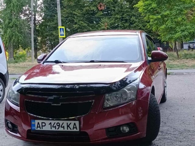 Красный Шевроле Круз, объемом двигателя 1.8 л и пробегом 176 тыс. км за 6800 $, фото 3 на Automoto.ua