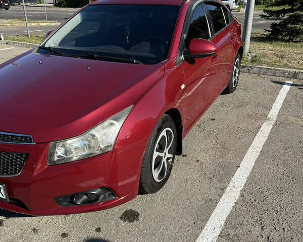 Красный Шевроле Круз, объемом двигателя 1.8 л и пробегом 180 тыс. км за 6800 $, фото 6 на Automoto.ua
