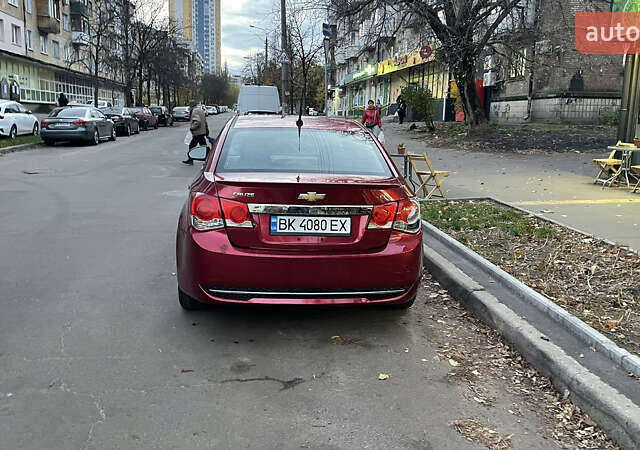 Красный Шевроле Круз, объемом двигателя 1.36 л и пробегом 204 тыс. км за 5399 $, фото 8 на Automoto.ua