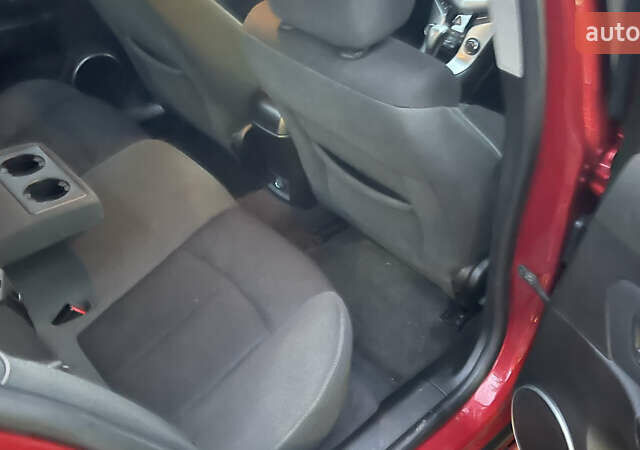 Красный Шевроле Круз, объемом двигателя 1.36 л и пробегом 204 тыс. км за 5399 $, фото 12 на Automoto.ua