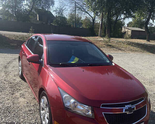 Красный Шевроле Круз, объемом двигателя 1.36 л и пробегом 200 тыс. км за 7300 $, фото 19 на Automoto.ua