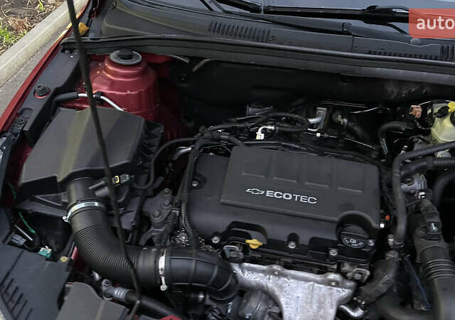 Красный Шевроле Круз, объемом двигателя 1.36 л и пробегом 204 тыс. км за 5399 $, фото 23 на Automoto.ua