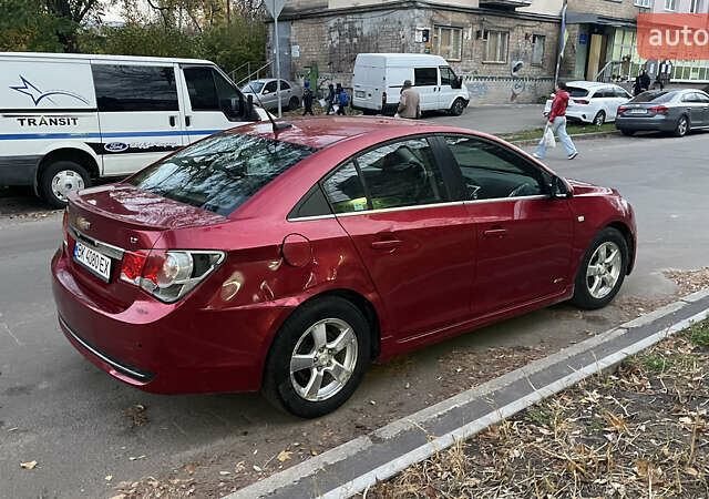 Красный Шевроле Круз, объемом двигателя 1.36 л и пробегом 204 тыс. км за 5399 $, фото 6 на Automoto.ua