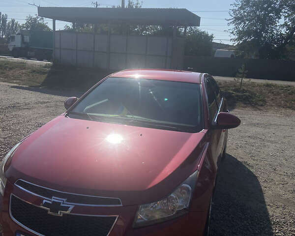 Красный Шевроле Круз, объемом двигателя 1.36 л и пробегом 200 тыс. км за 7300 $, фото 16 на Automoto.ua