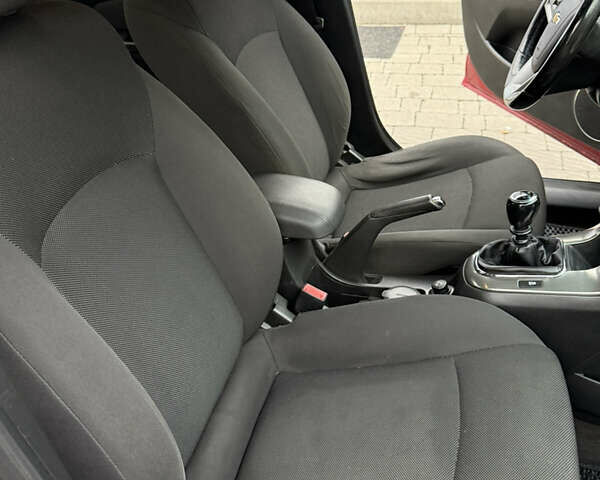 Червоний Шевроле Круз, об'ємом двигуна 1.8 л та пробігом 200 тис. км за 6350 $, фото 14 на Automoto.ua