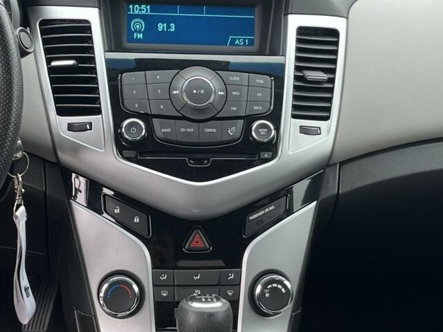 Червоний Шевроле Круз, об'ємом двигуна 1.8 л та пробігом 265 тис. км за 6150 $, фото 17 на Automoto.ua