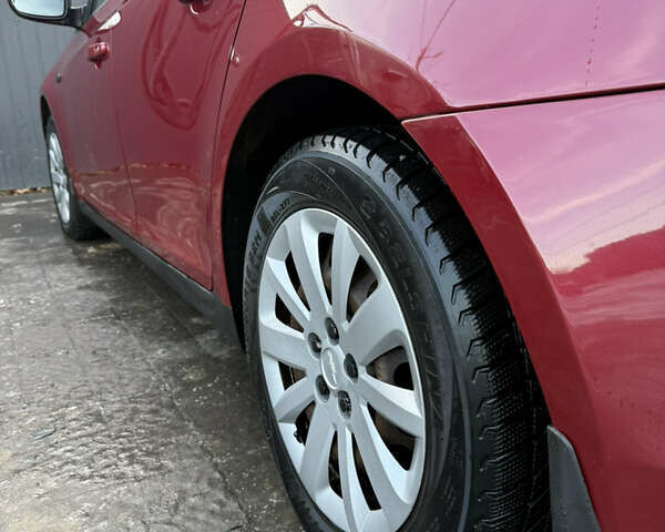 Красный Шевроле Круз, объемом двигателя 1.8 л и пробегом 200 тыс. км за 6450 $, фото 10 на Automoto.ua