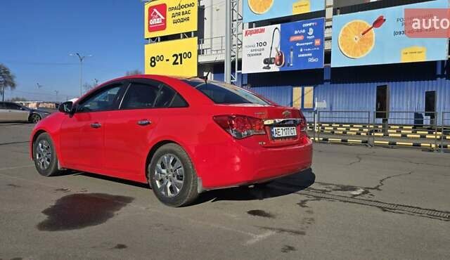 Красный Шевроле Круз, объемом двигателя 1.8 л и пробегом 206 тыс. км за 7650 $, фото 12 на Automoto.ua
