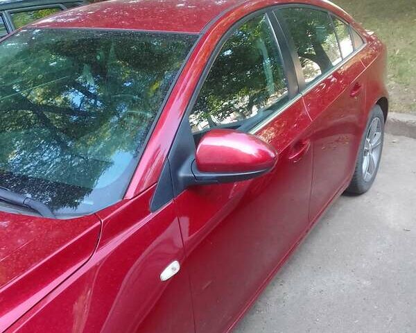 Красный Шевроле Круз, объемом двигателя 1.36 л и пробегом 142 тыс. км за 7000 $, фото 28 на Automoto.ua