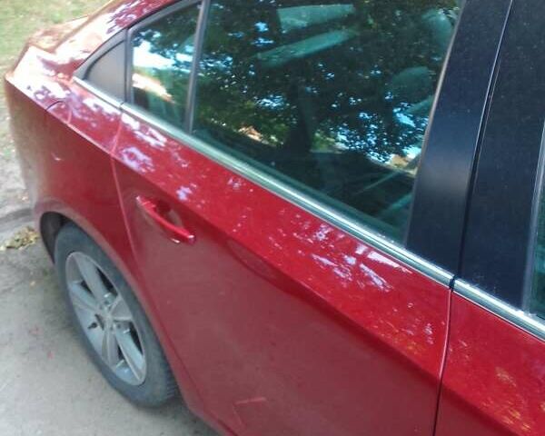 Красный Шевроле Круз, объемом двигателя 1.36 л и пробегом 142 тыс. км за 7200 $, фото 13 на Automoto.ua