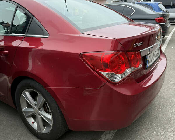 Красный Шевроле Круз, объемом двигателя 1.36 л и пробегом 220 тыс. км за 7500 $, фото 7 на Automoto.ua