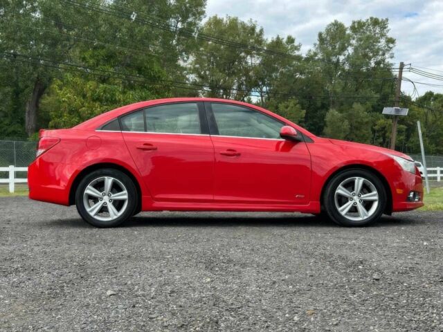 Красный Шевроле Круз, объемом двигателя 1.4 л и пробегом 87 тыс. км за 8000 $, фото 6 на Automoto.ua