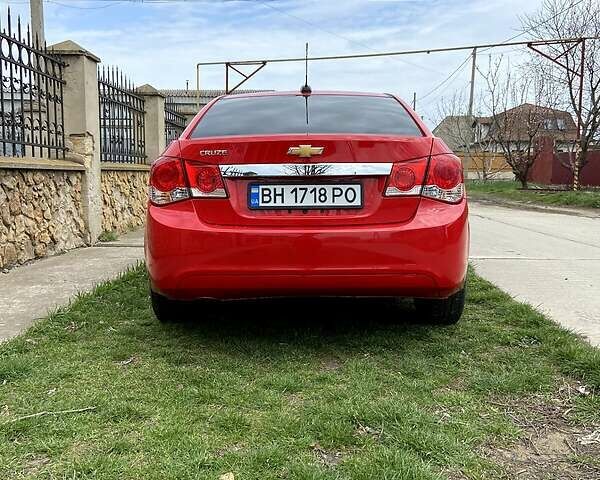 Красный Шевроле Круз, объемом двигателя 1.8 л и пробегом 146 тыс. км за 7200 $, фото 4 на Automoto.ua