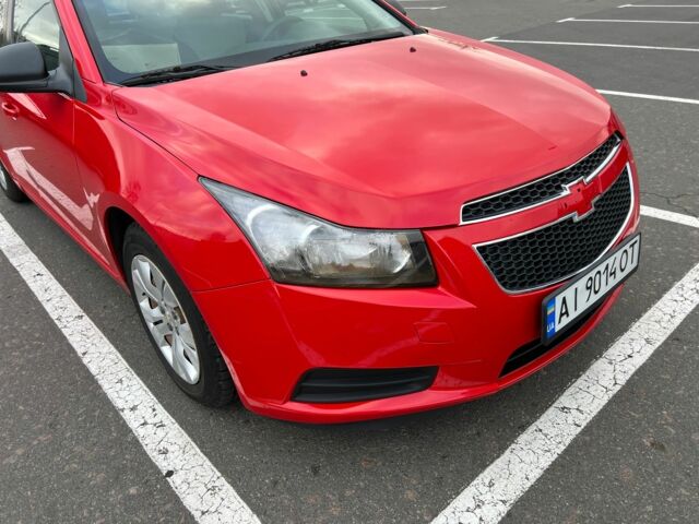 Красный Шевроле Круз, объемом двигателя 1.8 л и пробегом 150 тыс. км за 8200 $, фото 4 на Automoto.ua