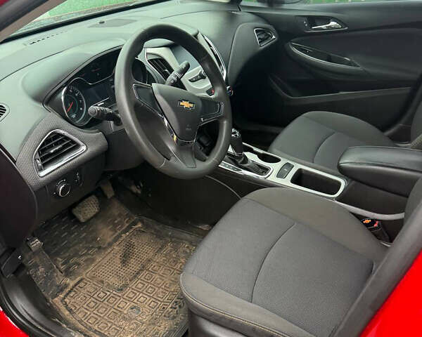 Красный Шевроле Круз, объемом двигателя 1.4 л и пробегом 170 тыс. км за 6700 $, фото 5 на Automoto.ua