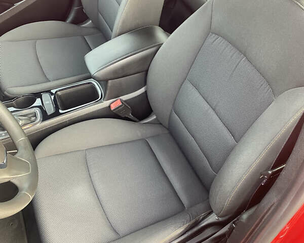 Шевроле Круз 2016 в Киеве на Automoto.ua Красный Шевроле Круз, объемом двигателя 1.4 л и пробегом 72 тыс. км за 9300 $, фото 23 на Automoto.ua