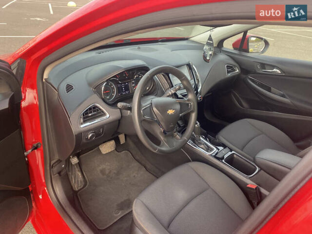 Шевроле Круз 2016 в Киеве на Automoto.ua Красный Шевроле Круз, объемом двигателя 1.4 л и пробегом 72 тыс. км за 9300 $, фото 25 на Automoto.ua