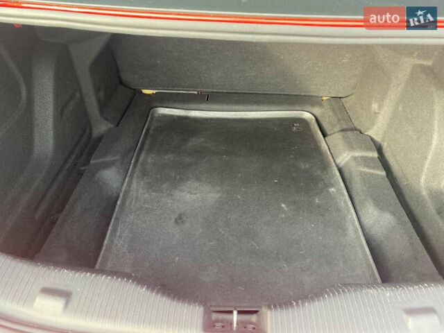 Шевроле Круз 2016 в Киеве на Automoto.ua Красный Шевроле Круз, объемом двигателя 1.4 л и пробегом 72 тыс. км за 9300 $, фото 48 на Automoto.ua