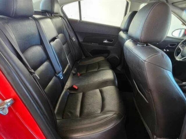 Красный Шевроле Круз, объемом двигателя 1.4 л и пробегом 75 тыс. км за 3400 $, фото 11 на Automoto.ua