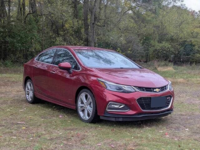 Красный Шевроле Круз, объемом двигателя 1.4 л и пробегом 52 тыс. км за 6300 $, фото 2 на Automoto.ua