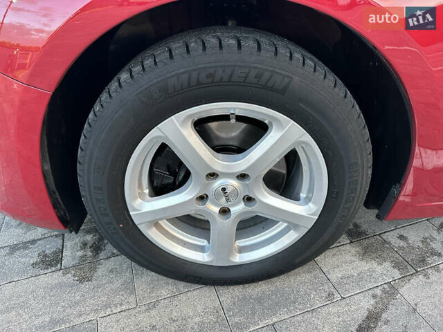 Шевроле Круз 2013 в Луцке на Automoto.ua Красный Шевроле Круз, объемом двигателя 1.7 л и пробегом 234 тыс. км за 7400 $, фото 19 на Automoto.ua