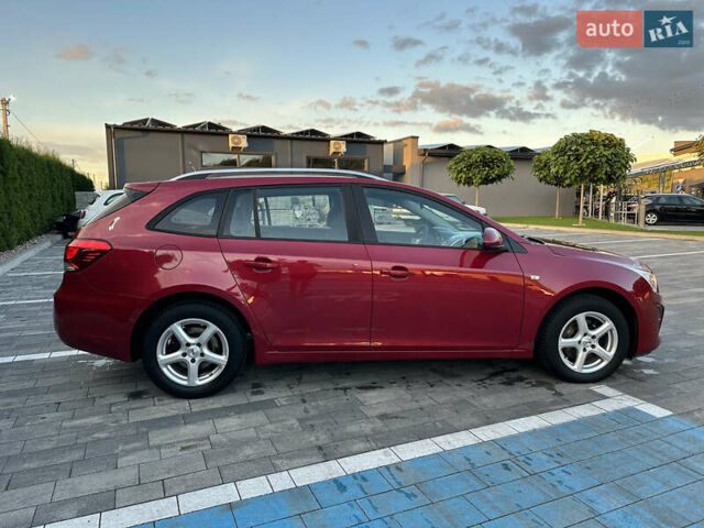 Шевроле Круз 2013 в Луцке на Automoto.ua Красный Шевроле Круз, объемом двигателя 1.7 л и пробегом 234 тыс. км за 7400 $, фото 10 на Automoto.ua