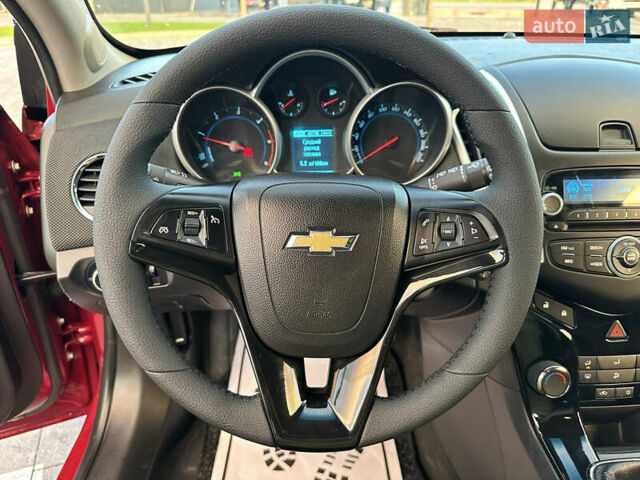 Шевроле Круз 2013 в Луцке на Automoto.ua Красный Шевроле Круз, объемом двигателя 1.7 л и пробегом 234 тыс. км за 7400 $, фото 62 на Automoto.ua