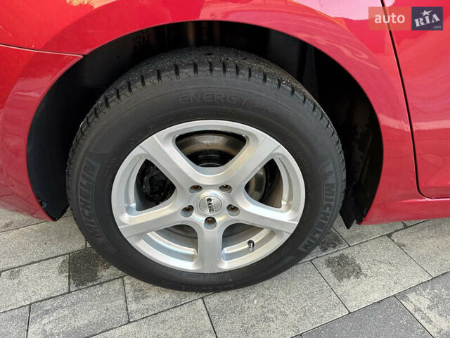 Шевроле Круз 2013 в Луцке на Automoto.ua Красный Шевроле Круз, объемом двигателя 1.7 л и пробегом 234 тыс. км за 7400 $, фото 39 на Automoto.ua